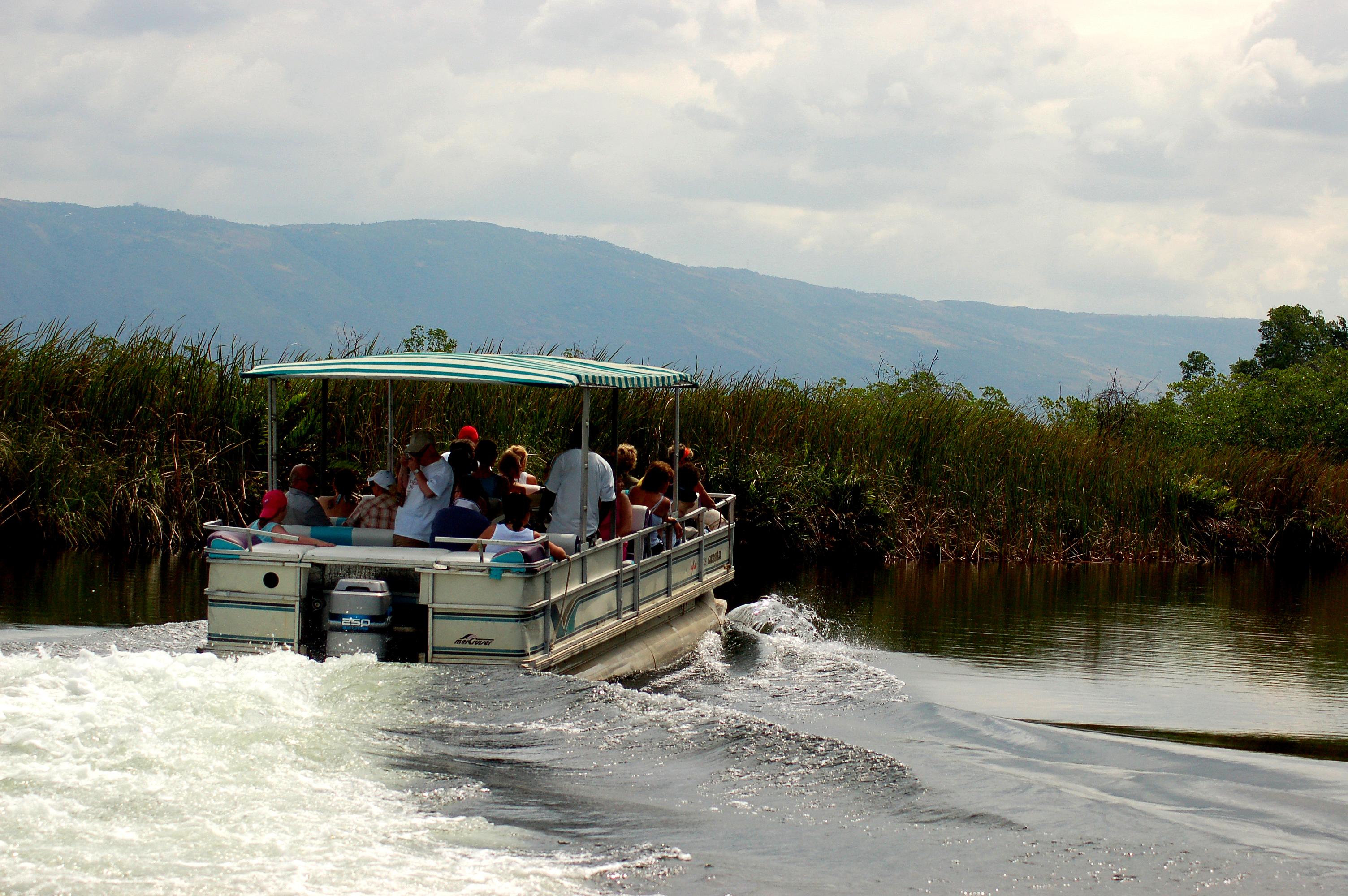 Black River Safari & Y.S. Falls